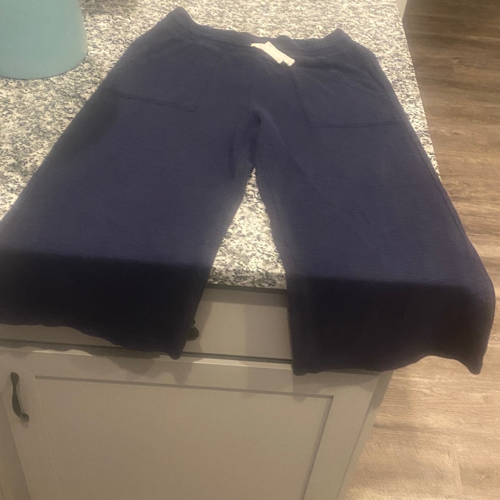 GAP Wide-Leg Jogger Pants